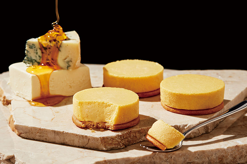 ベイクドチーズケーキ BAKED CHEESE CAKE